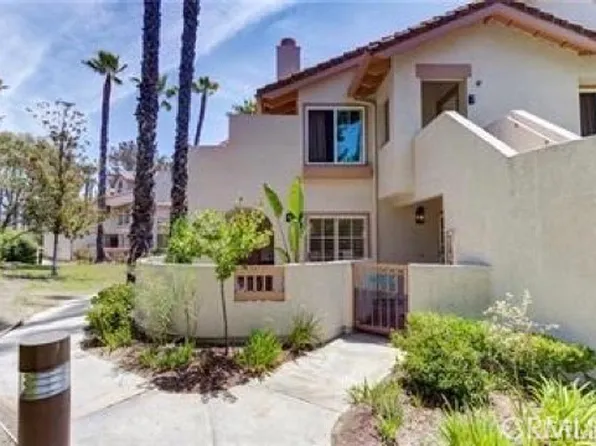 26491 Merienda APT 3, Laguna Hills, CA 92656