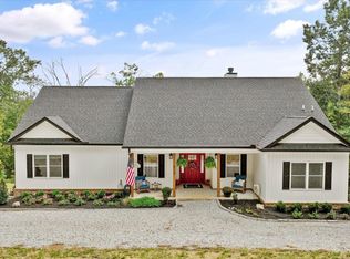 914 Skyline Dr, Harriman, TN 37748