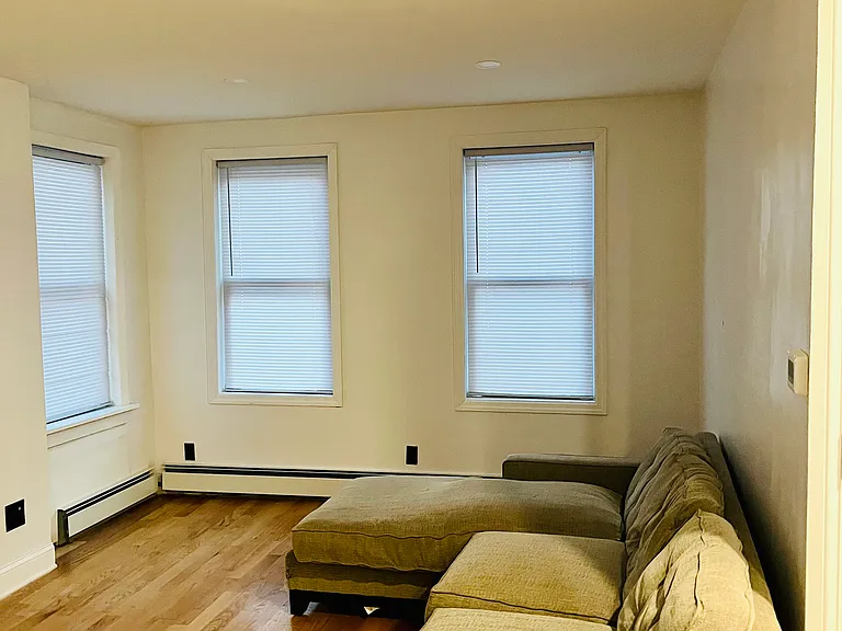 39 Spruce St #1 — Photo 7