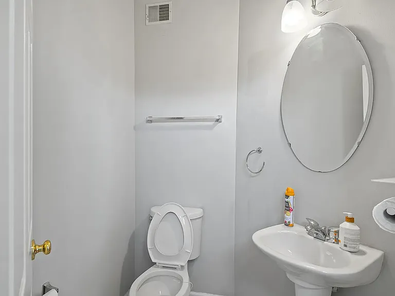 powder room