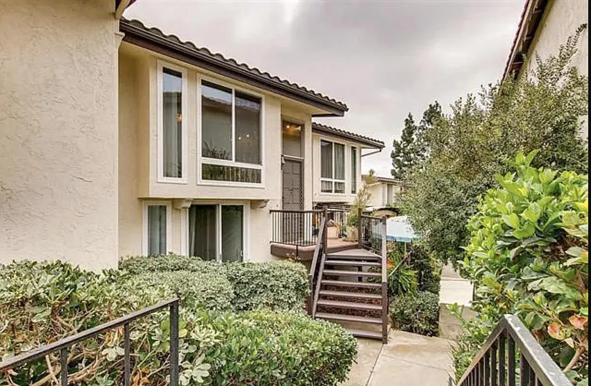 Building Photo - 2406 Altisma Way #B