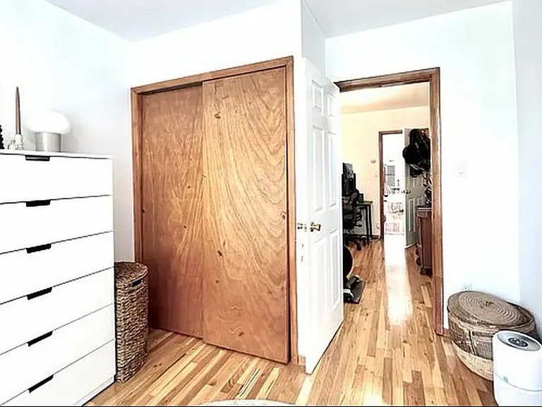 134 Luquer St #4R — Photo 9