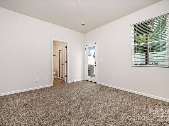 3rd image of 2307 Lazette Dr