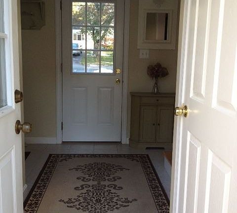 Entry/mudroom