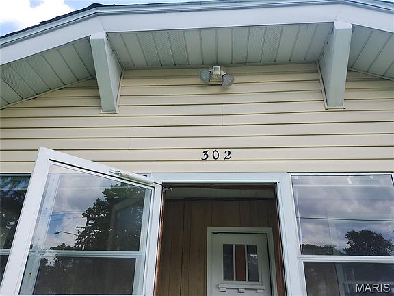 5th image of 302 N 3rd St
