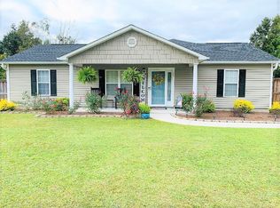 125 Quail Run Dr, Rocky Point, NC 28457