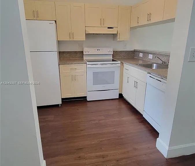9877 Nob Hill Ln #9877 — Photo 13