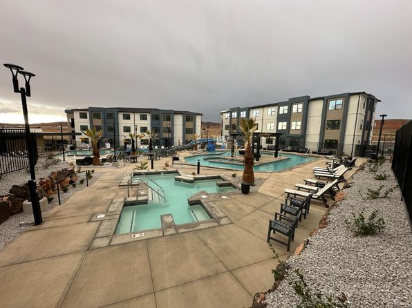 226 N Cliff Side Dr #L-305