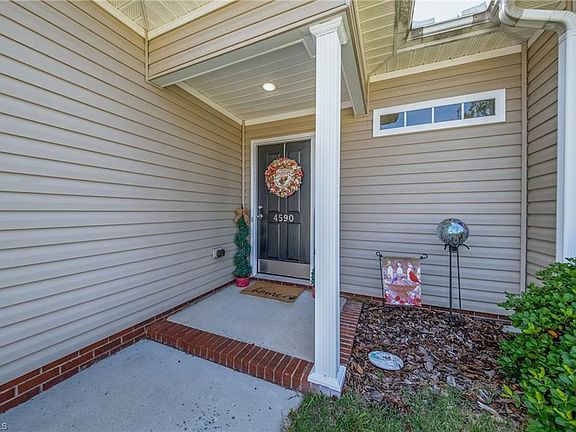 3rd image of 4590 River Gate Dr