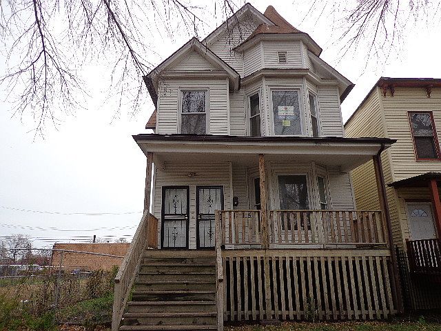 1st image of 9215 S Harper Ave