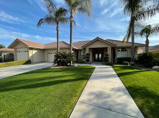 4511 Palisades Cir, Bakersfield, CA 93308
