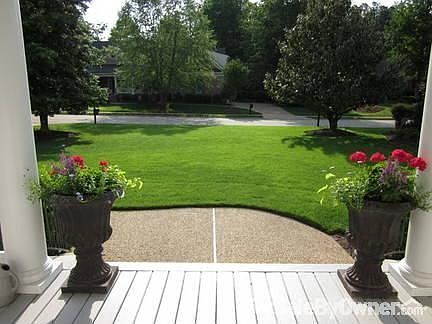 3rd image of 208 Sir Thomas Lunsford Dr