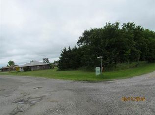 Jenice Dr, Sulphur, OK 73086