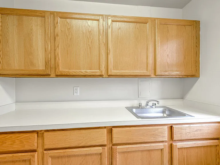 Arcadian House Apartments, LLC — Photo 8