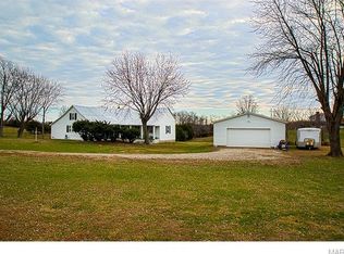 14384 Highway 32, Ste Genevieve, MO 63670