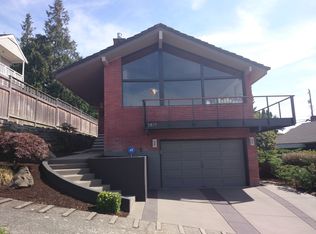 5815 SW Hanford St, Seattle, WA 98116