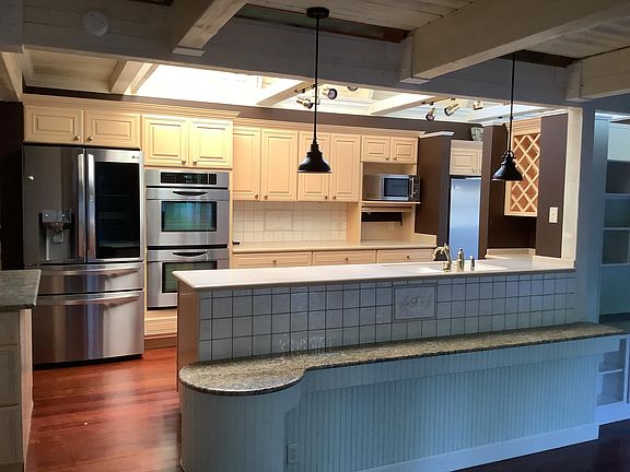 2nd image of 18 Vac L25 77x360 Greenlawn