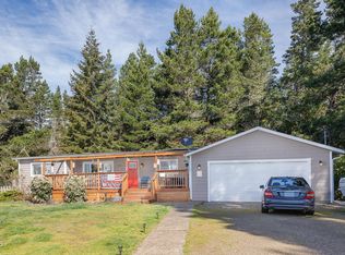 5143 Heceta Beach Rd, Florence, OR 97439