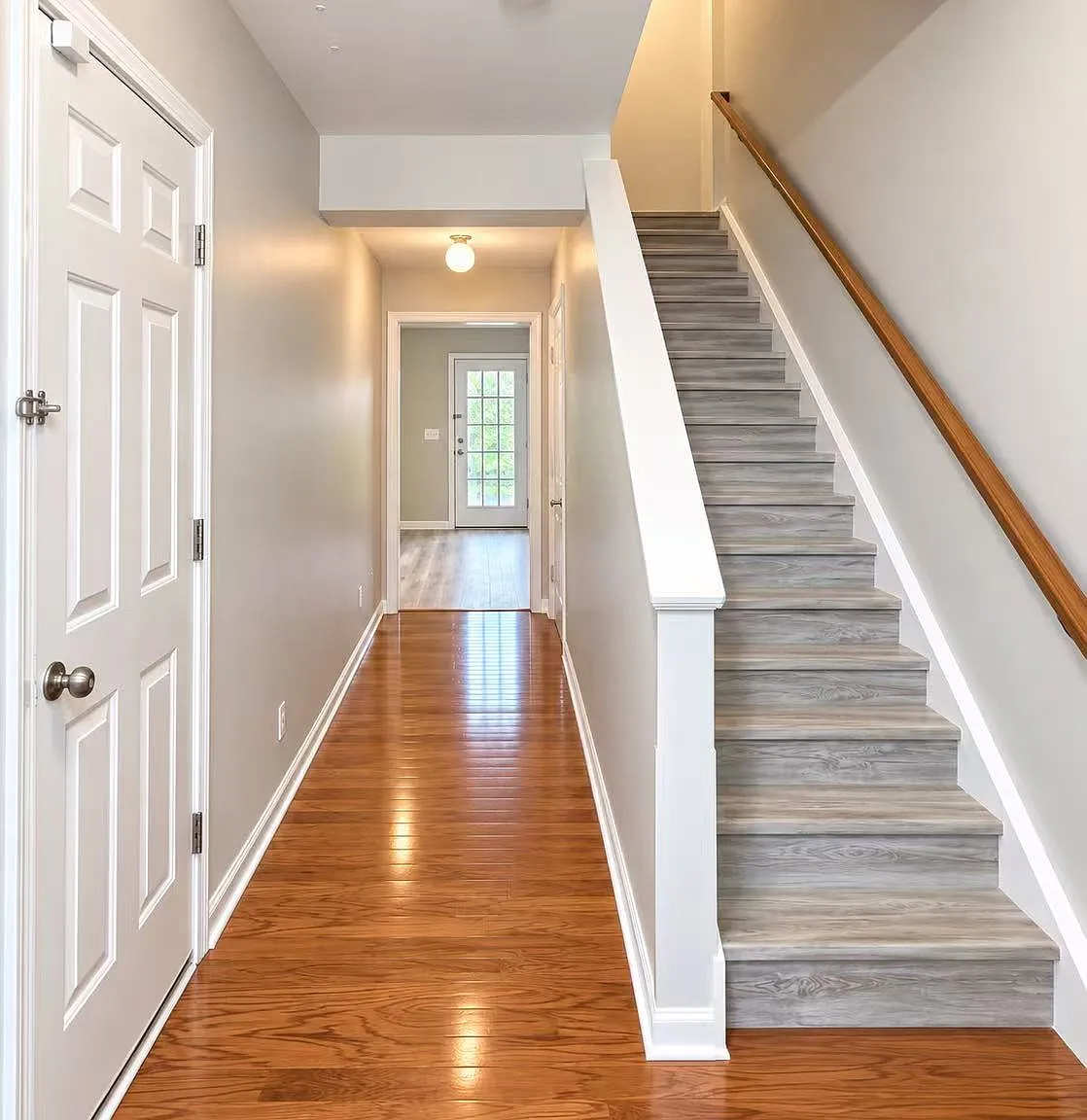 468 Canewood Pl — Photo 2