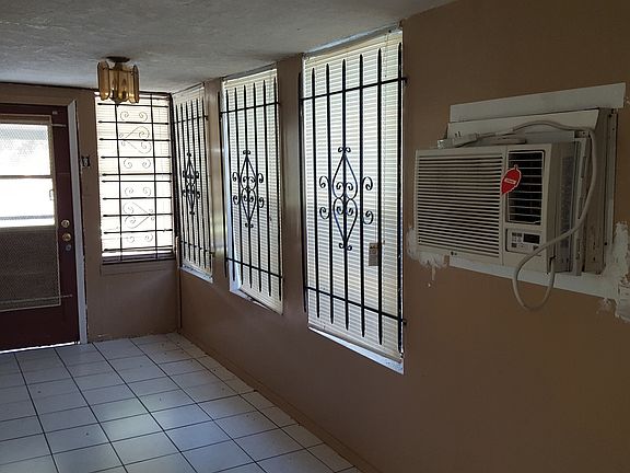 3rd image of 3530 4th Ave S