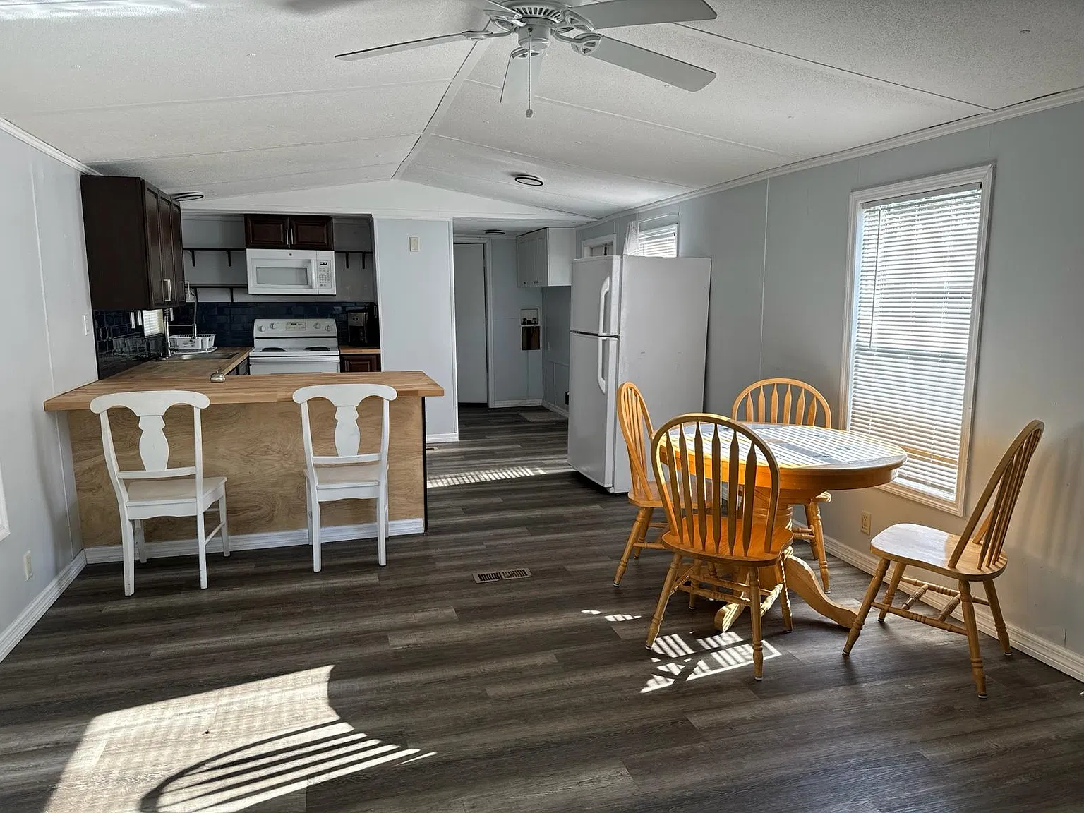 1 bed, 650 sqft, $1,250 — Photo 3