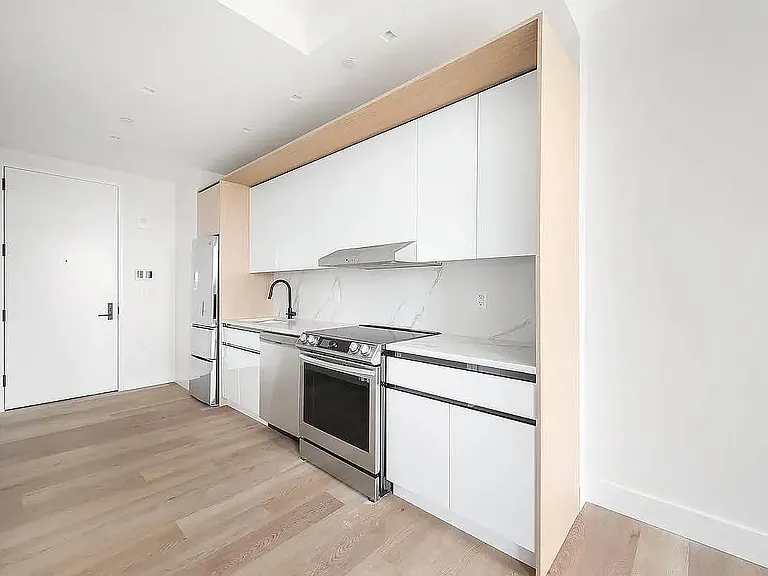 620 W 153rd St #5H — Photo 2