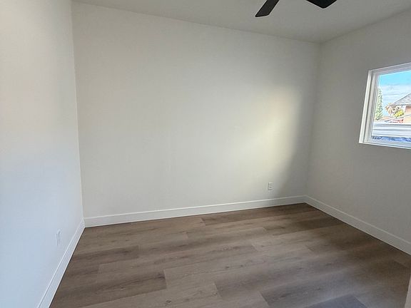 5th image of 2122 J St #1/2