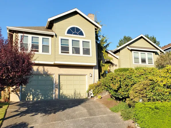 860 Goat Trail Loop Rd, Mukilteo, WA 98275