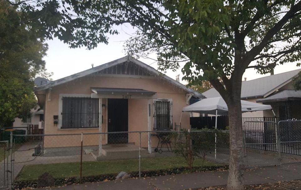 1st image of 2407 E Sonora St