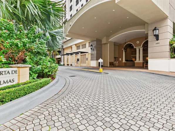 888 S Douglas Rd APT 113, Coral Gables, FL 33134