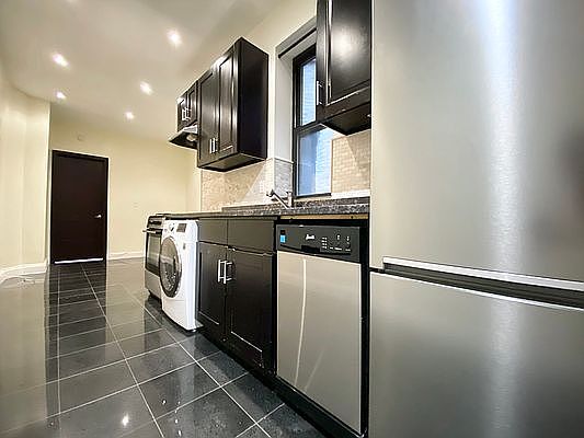 2nd image of 216 W 108th St APT 2E