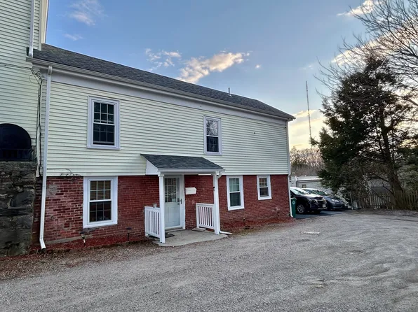 969 Chestnut St #B, Newton, MA 02464