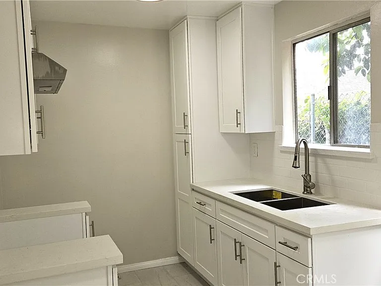 816 New Depot St #2 — Photo 3