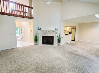 93 Running Brook Ln, Rochester, NY 14626