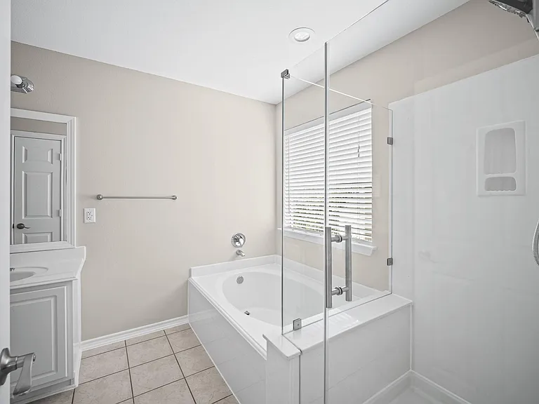 11 Scenic Brook Ct — Photo 17