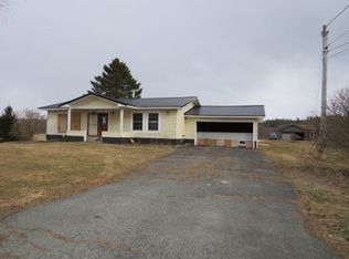 7021 State Route 100, Troy, VT 05868