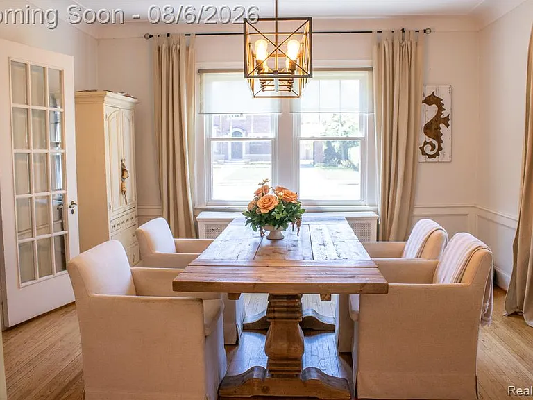 1010 Kensington Ave — Photo 20