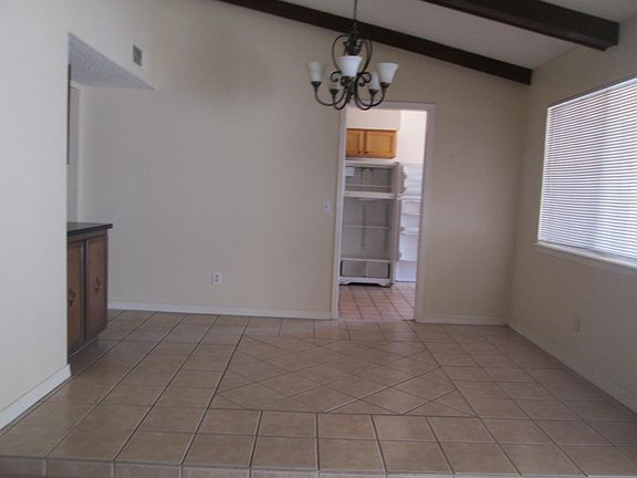 5th image of 10809 Gloster Ct