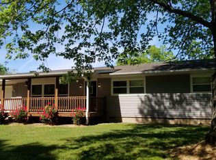 604 Elm St, Van Buren, MO 63965