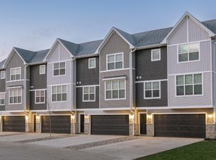 Grand Valley Townhomes, West Des Moines, IA 50265