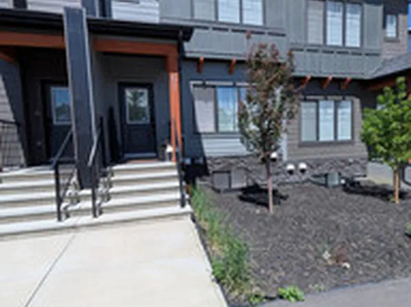 57 Silverton Glen Gate SW #57, Calgary, AB T2X 5C4