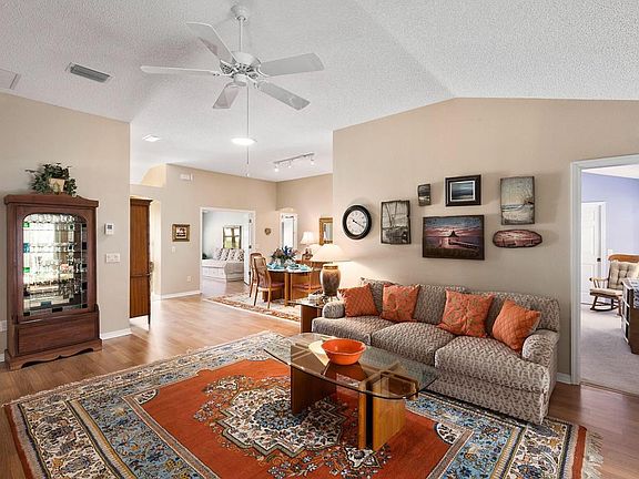 5th image of 3170 Hudson Ct