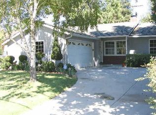 5446 Fallbrook Ave, Woodland Hills, CA 91367