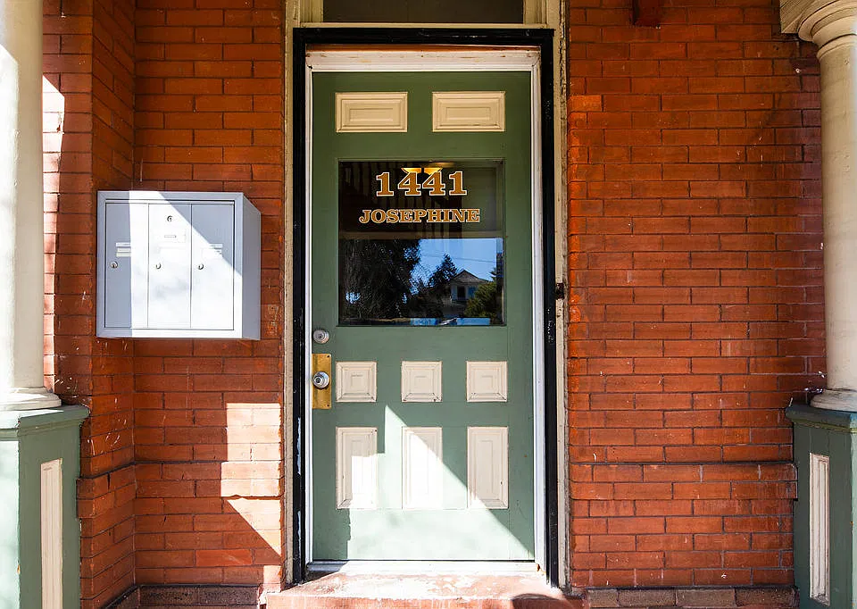 Front porch and main entrance