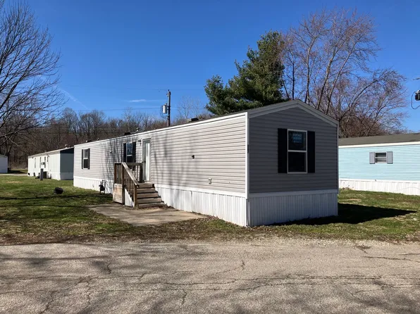 12948 S State Route 31 Trailer 31-267, Kokomo, IN 46901