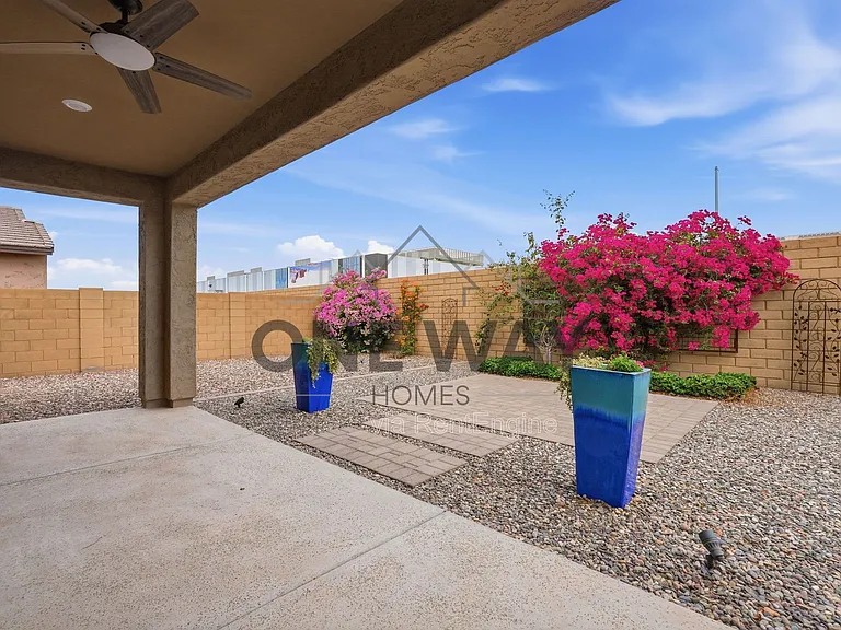 9836 E Red Giant Dr — Photo 38