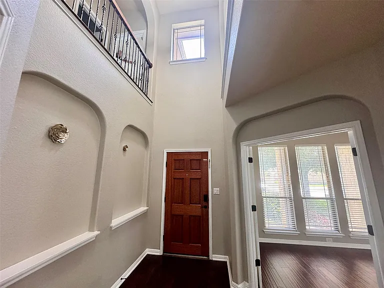416 Buck Ridge Rd — Photo 5