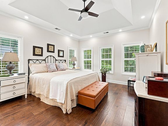 4th image of 783 Fieldgate Circle
