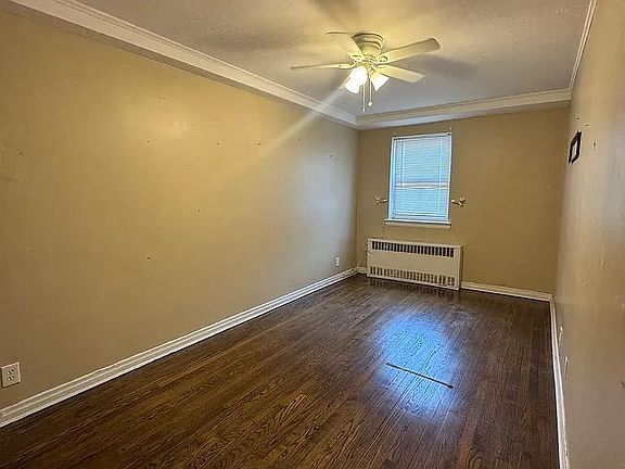 5th image of 5387 69th St Floor 1