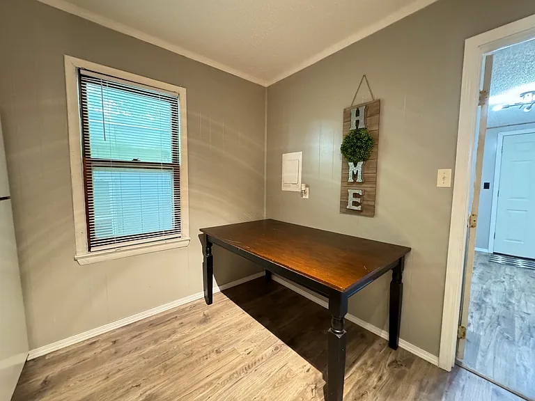1240 E Walnut St — Photo 15